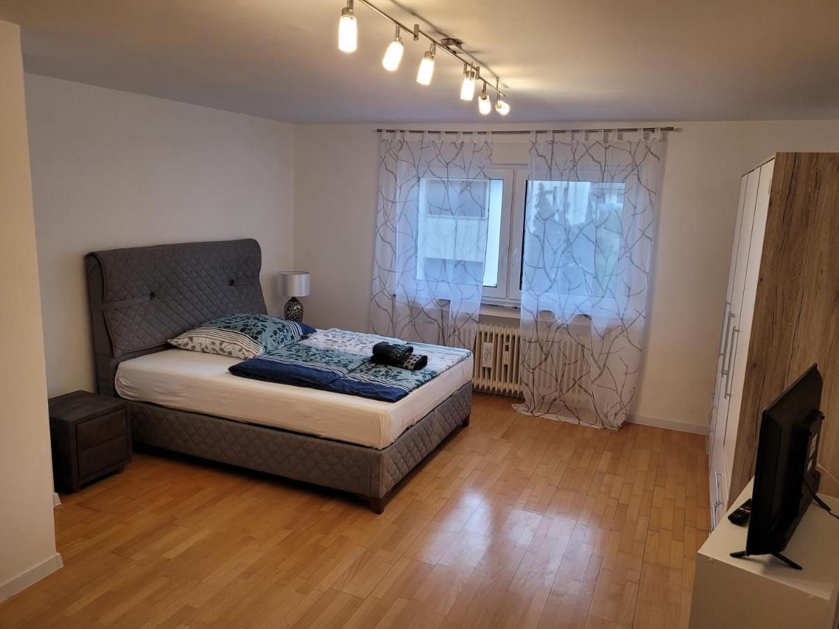 Ferienwohnung Anna Oftersheim Schwetzingen Hockenheim 3 Zimmer mit Balkon Exterior foto